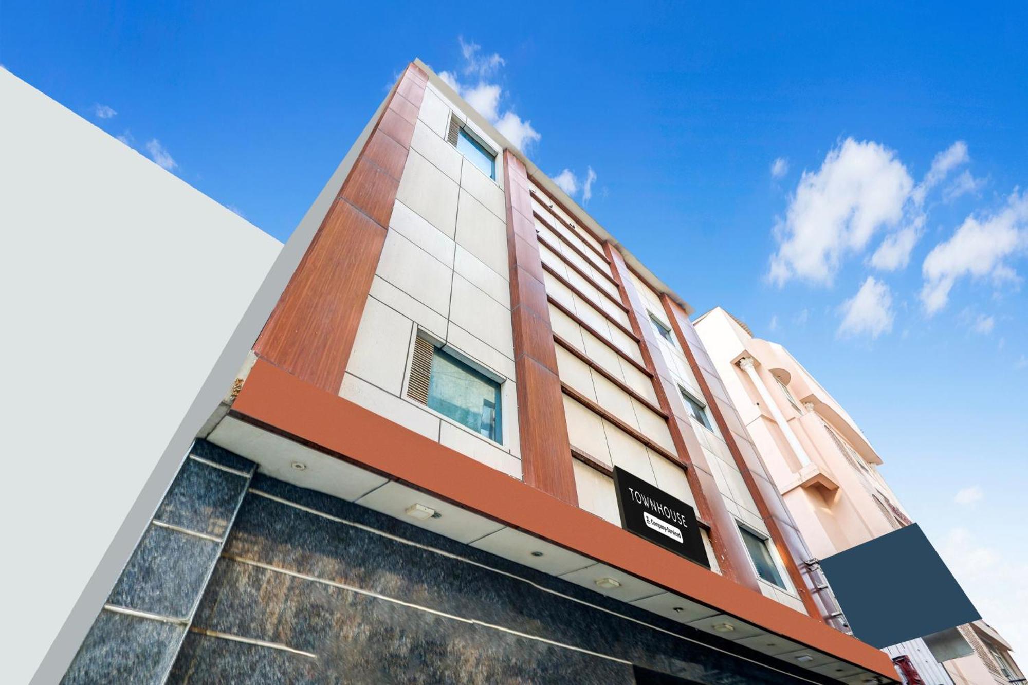 Super Townhouse Arakashan Road Paharganj Formerly Mohan International New Delhi Buitenkant foto